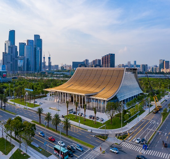 深圳经济特区建立40周年庆祝大会在 ag真人国际官网承建幕墙系统的深圳前海国际会议中心隆重举行